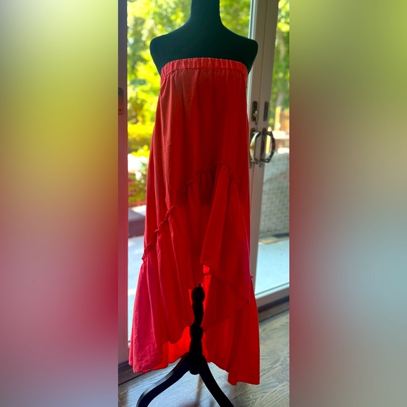 Versatile asymmetrical linen strapless dress or skirt. - Picture 1 of 4